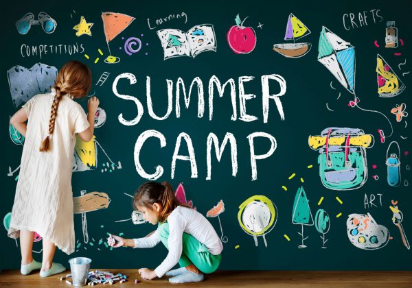 איך אפשר לשלוח ילד שמתמודד עם חרדה חברתית למחנה קיץ?